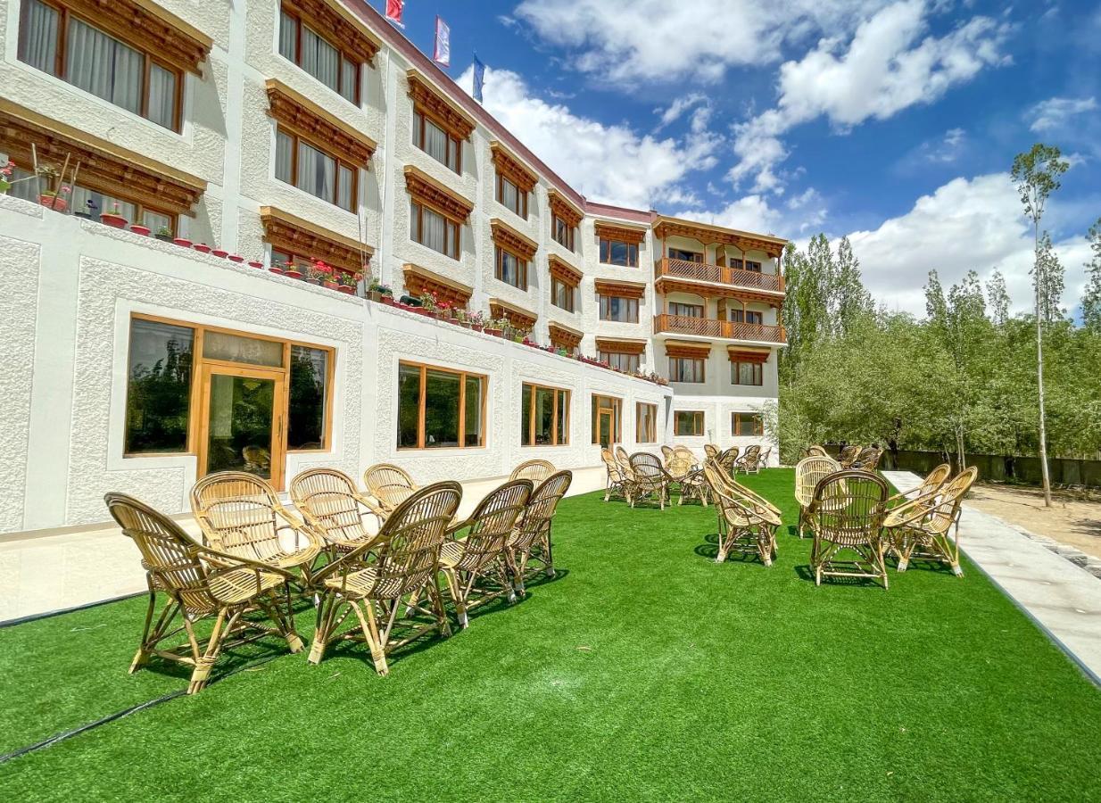 Hotel Deskitsal Leh Kültér fotó