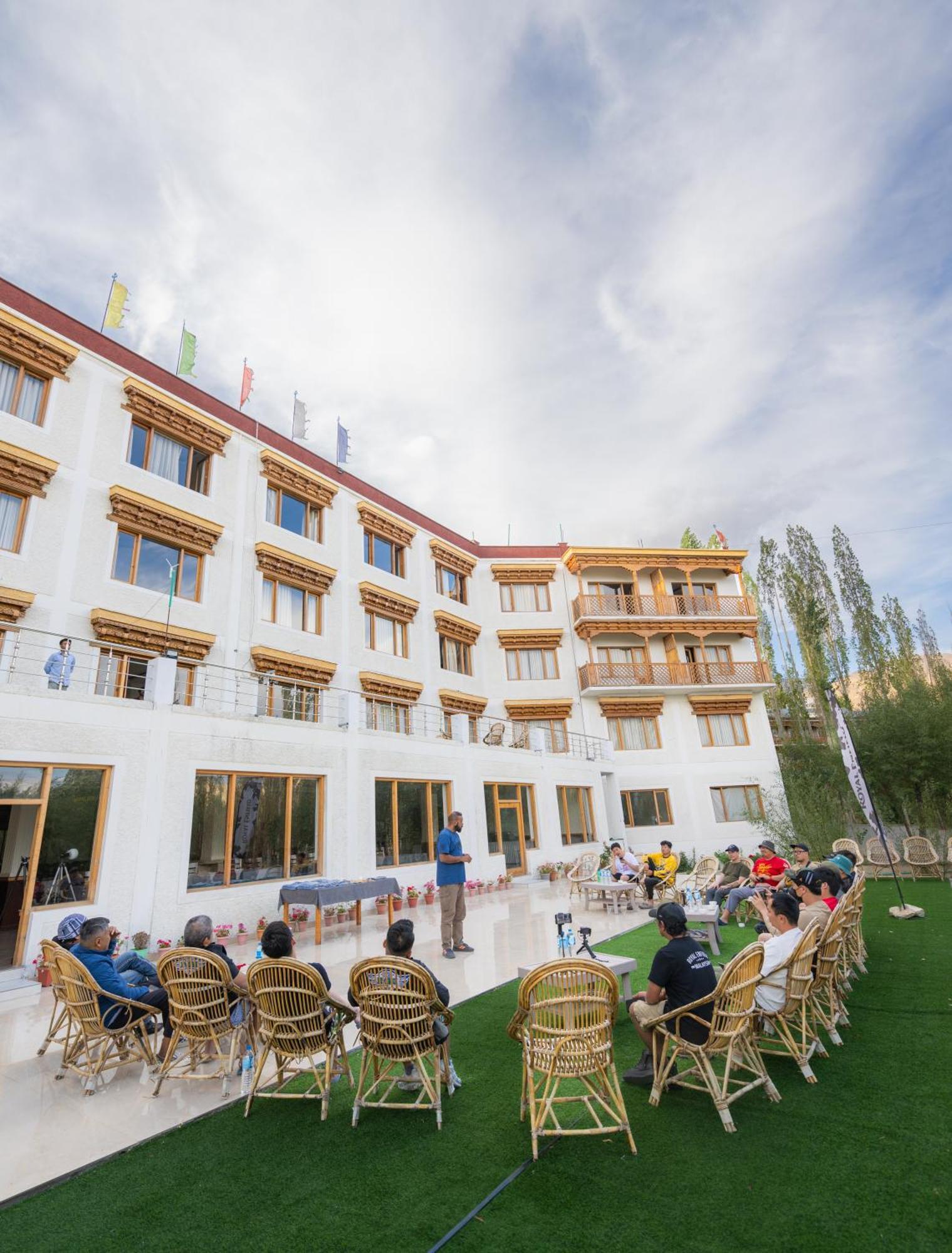 Hotel Deskitsal Leh Kültér fotó