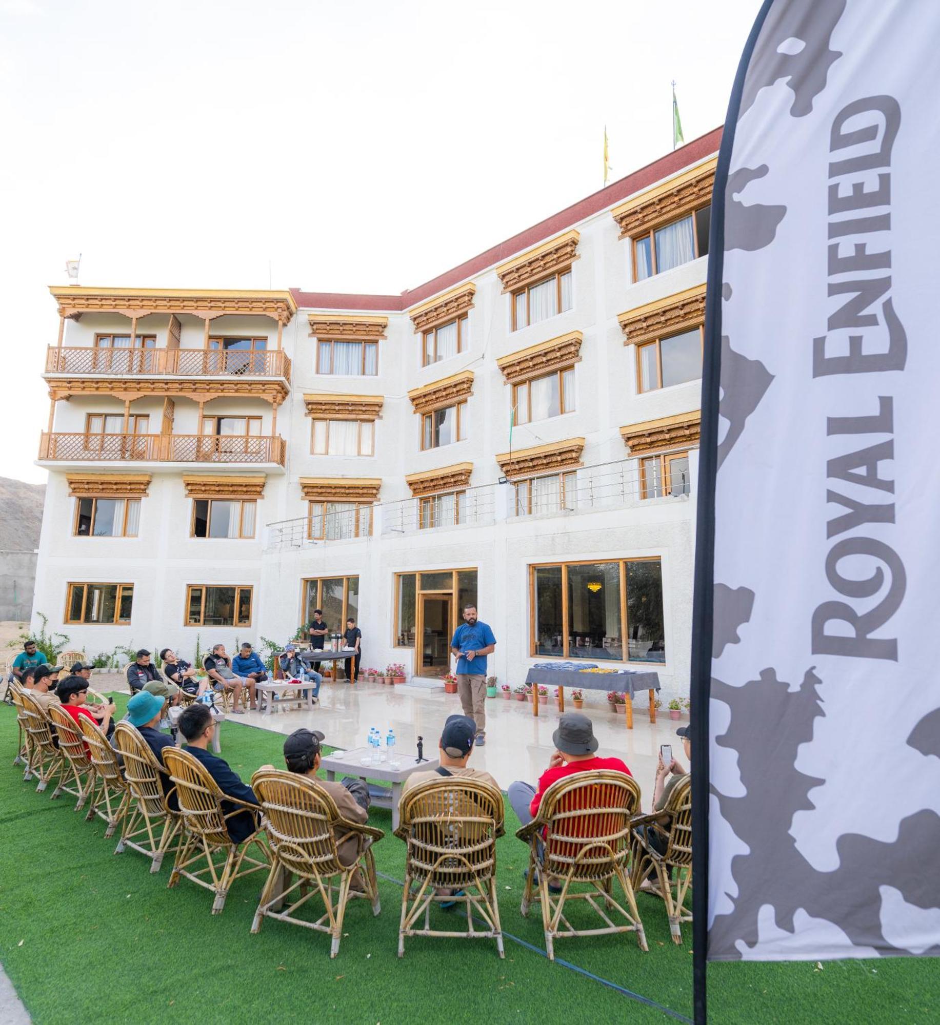 Hotel Deskitsal Leh Kültér fotó